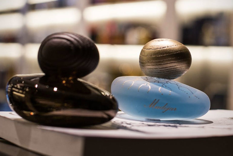 MAJDA BEKKALI, i profumi e l'arte